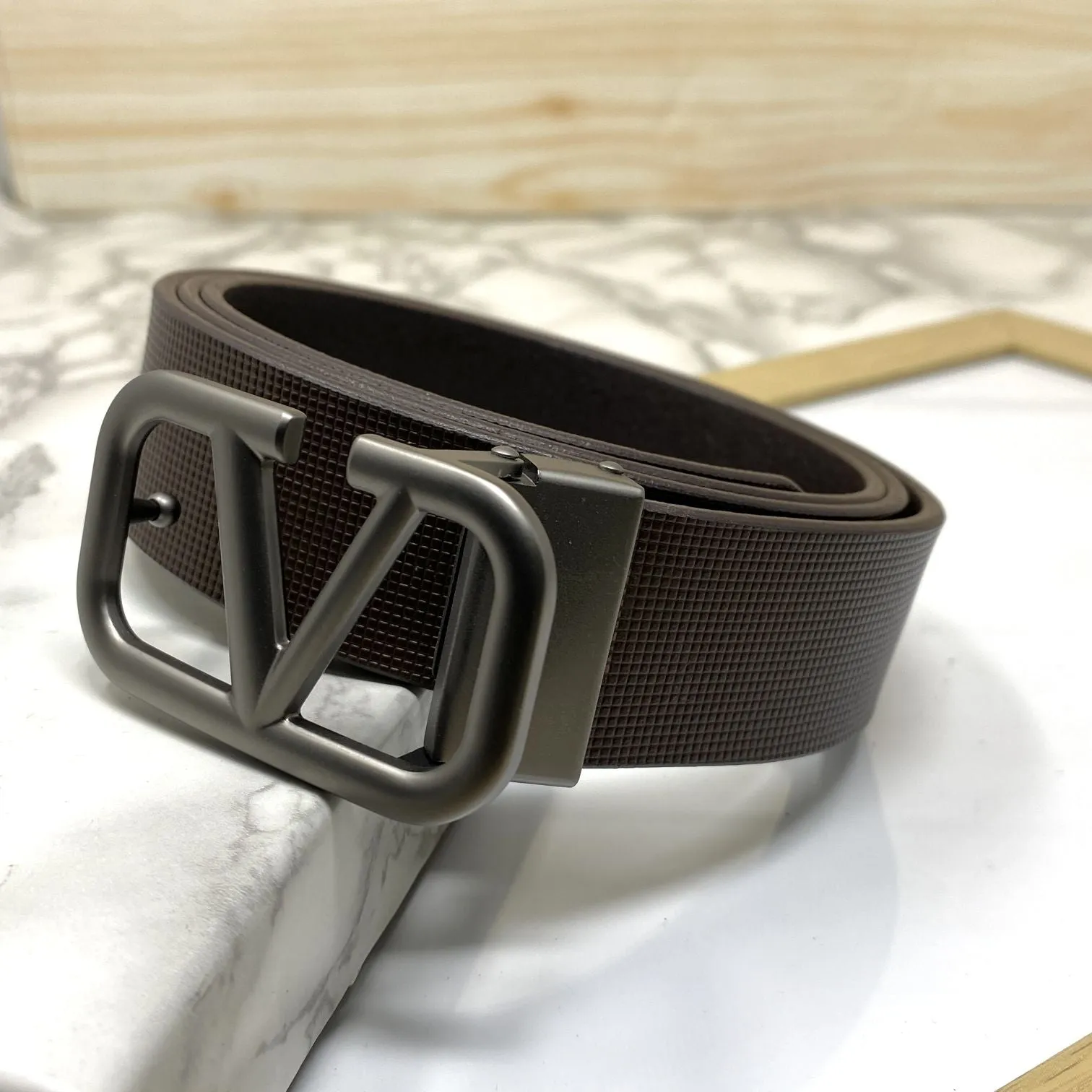 Casual V-Pattern Leather Strap Belt-JonasParamount