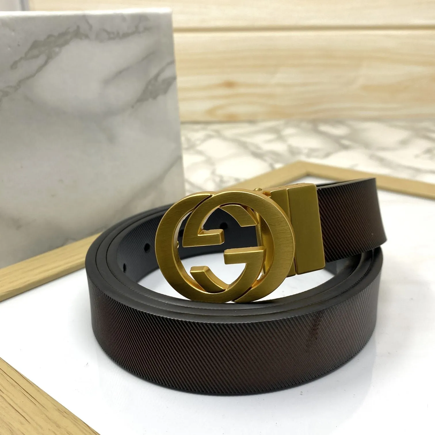 Classic Design Reversible Strap Belt For Men-JonasParamount