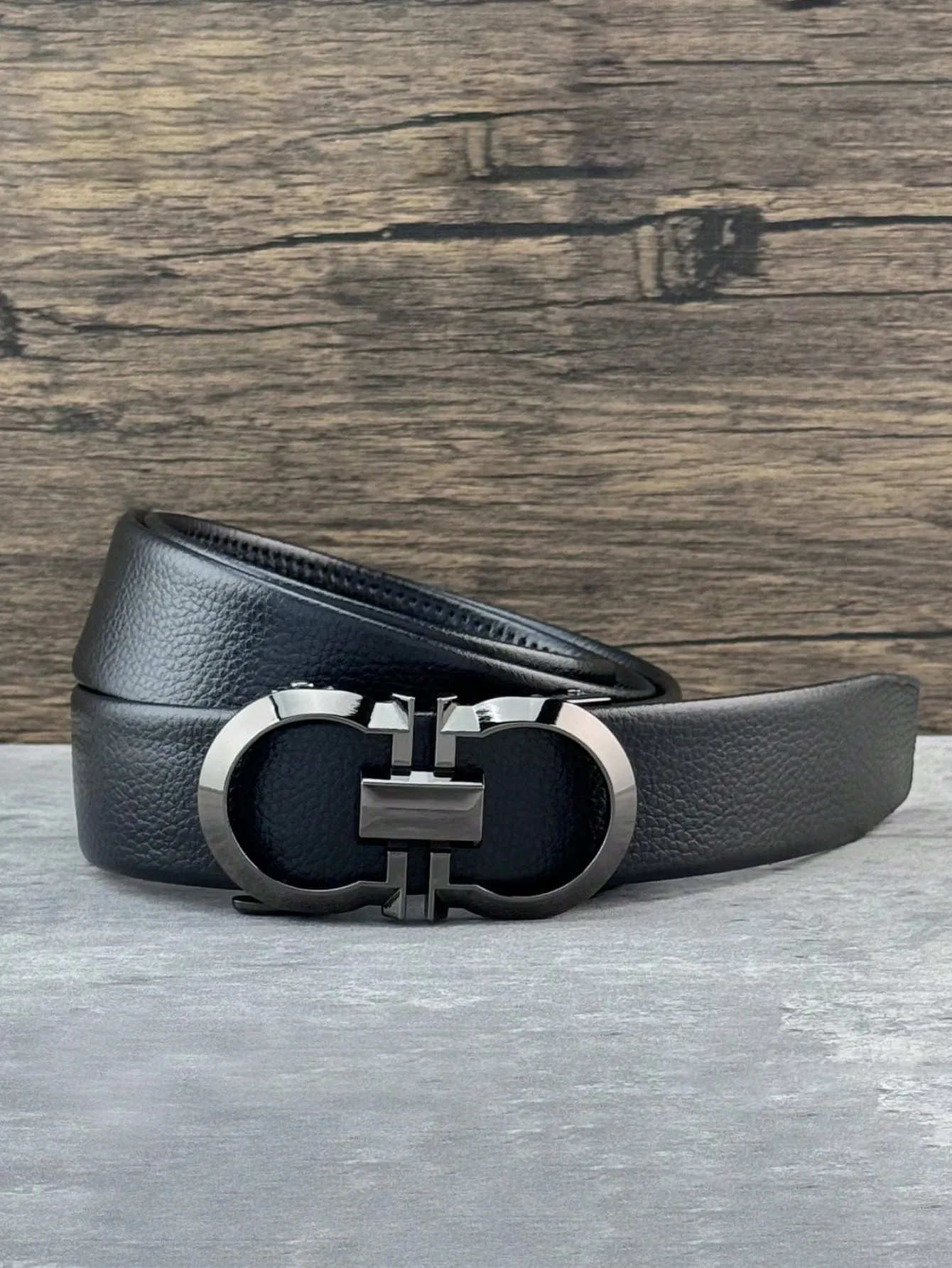 Men's Belt, Fashionable and Classic Casual Belt with Single Prong Buckle